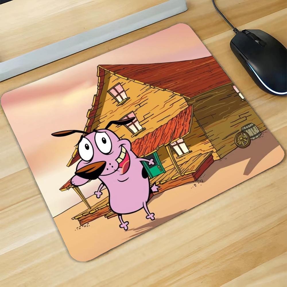 Laptop Accessories Protector - Courage the Cowardly Dog 마우스 패드