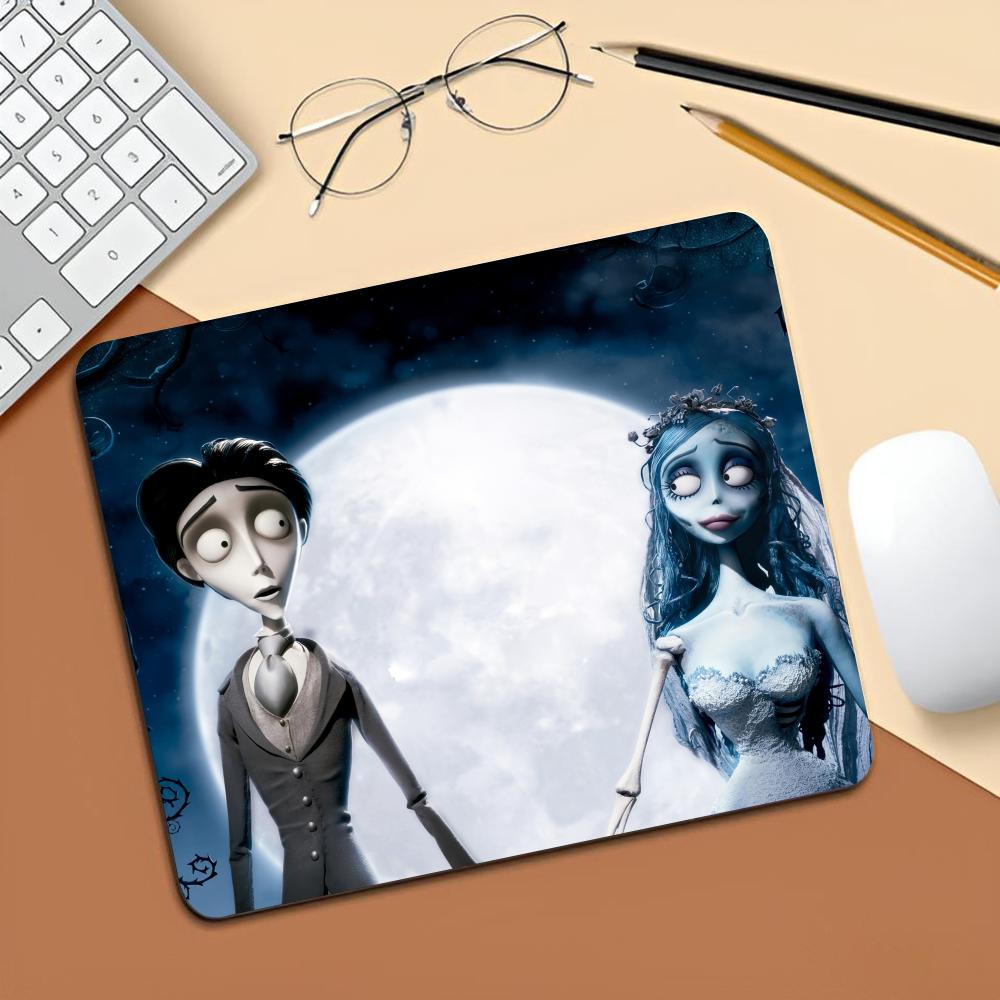 C-Corpse B-BrideS 마우스 패드 게임용 노 - Laptop Accessories Protector 리뷰 및 가격